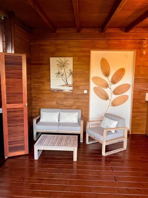 Bungalow Avec Jacuzzi Privatif Sainte-Rose Exterior foto